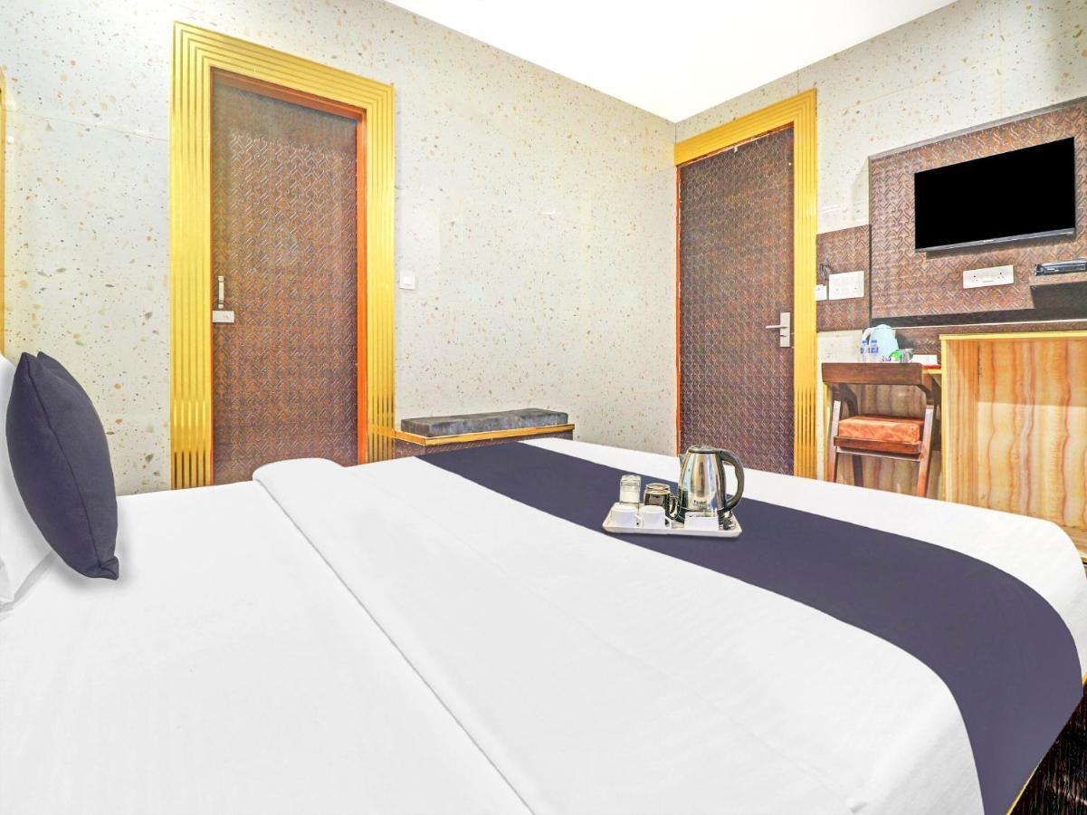 Townhouse Oak Pooth Haveli Делі Екстер'єр фото